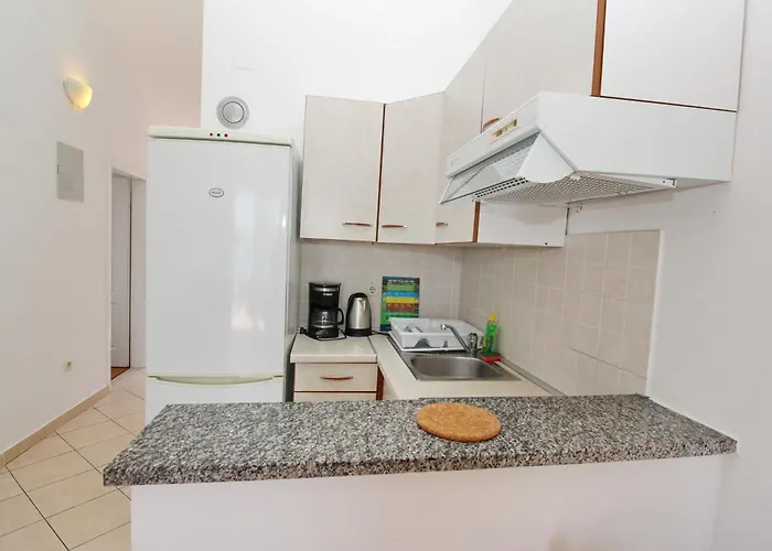 Apartmán With Parking Space Baska, Krk - 24175 Baška